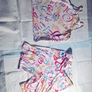 Two piece set size medium